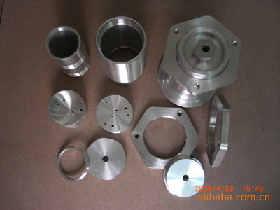 東莞市勝鑫五金制品 專(zhuān)業(yè)供應(yīng)五金沖壓與扣具產(chǎn)品